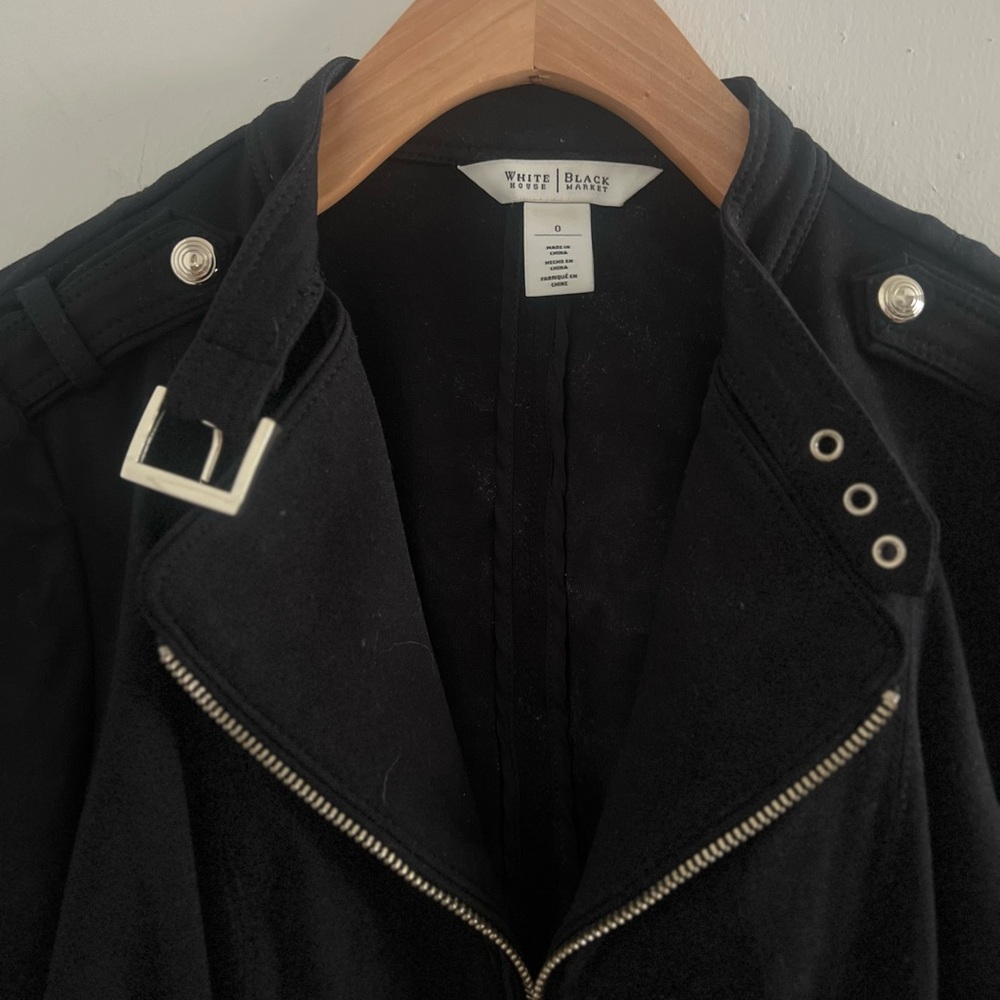 WHBM Black Stretch Zip Up Jacket W/ Gold Accents Sz XS - Picture 2 of 3